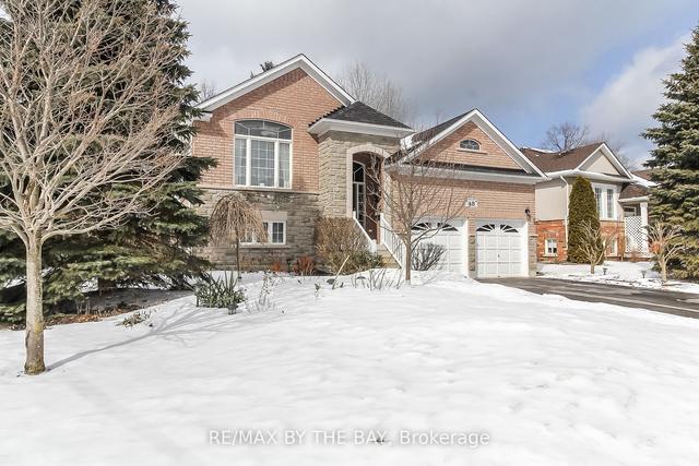 48 Regina Blvd, House detached with 2 bedrooms, 4 bathrooms and 6 parking in Wasaga Beach ON | Image 35