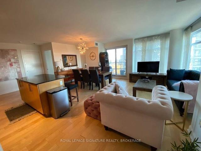 2005 - 2191 Yonge St, Condo with 2 bedrooms, 2 bathrooms and 1 parking in Toronto ON | Image 16