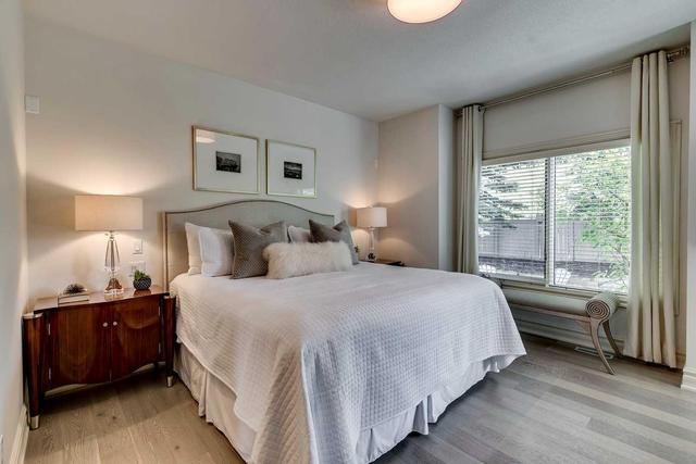 426 Sierra Madre Court Sw, House detached with 4 bedrooms, 3 bathrooms and 2 parking in Calgary AB | Image 19