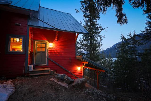 5315 Highway 6, House detached with 3 bedrooms, 2 bathrooms and null parking in Central Kootenay H BC | Image 69