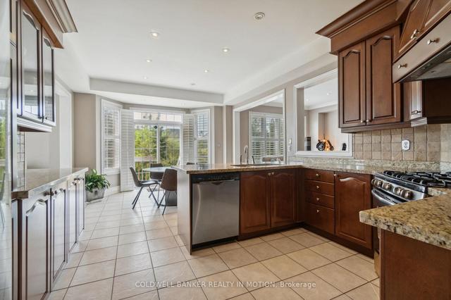 2523 Highmount Cres, House detached with 4 bedrooms, 4 bathrooms and 4 parking in Oakville ON | Image 4