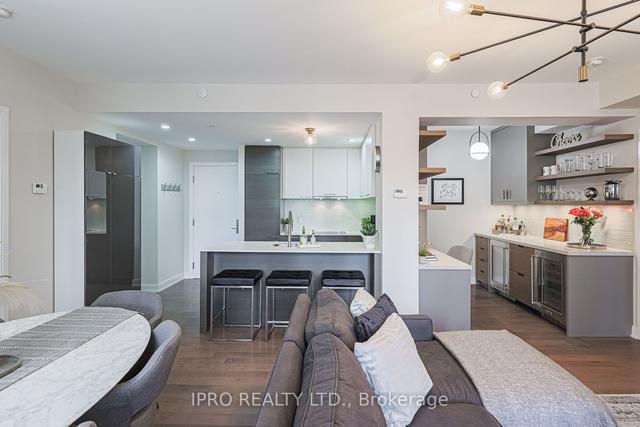 706 - 55 Front St E, Condo with 2 bedrooms, 2 bathrooms and 1 parking in Toronto ON | Image 8