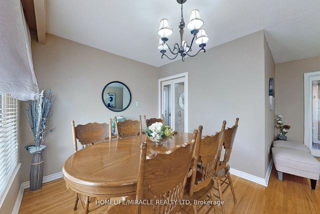 86 Coral Gable Dr, House detached with 3 bedrooms, 2 bathrooms and 6 parking in Toronto ON | Image 39