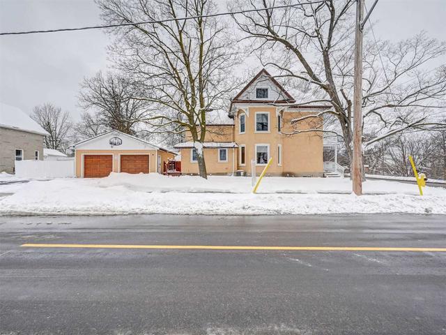 318 Queen St W, House detached with 4 bedrooms, 2 bathrooms and 6 parking in Cambridge ON | Image 32
