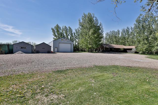 125075 102 Twp Road, House detached with 4 bedrooms, 2 bathrooms and 6 parking in Forty Mile County No. 8 AB | Image 4