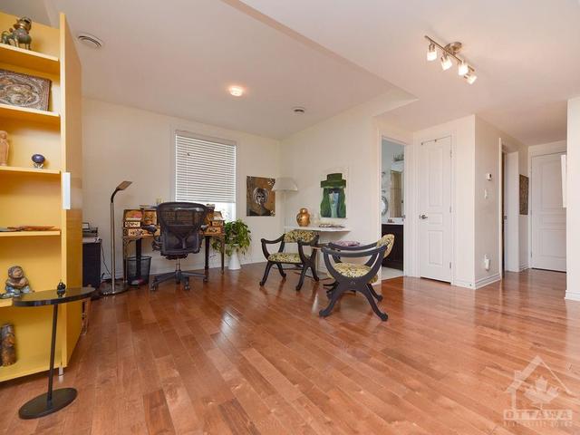 a - 11 Wilton Avenue, Condo with 2 bedrooms, 1 bathrooms and 1 parking in Ottawa ON | Image 10