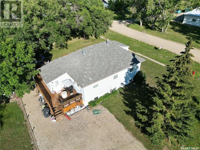 303 Stanley Street, House detached with 4 bedrooms, 2 bathrooms and null parking in Elbow SK | Image 5