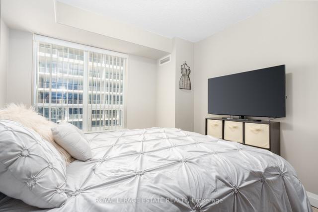 1012 - 55 De Boers Dr, Condo with 1 bedrooms, 1 bathrooms and 1 parking in Toronto ON | Image 8