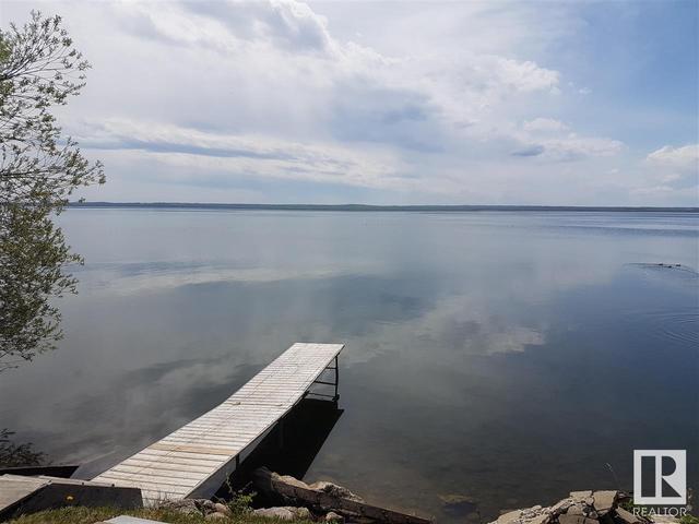 106 Lakeshore Dr, House detached with 3 bedrooms, 1 bathrooms and null parking in Sundance Beach AB | Image 13
