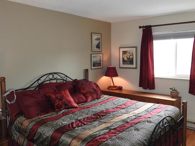 b304 - 40120 Willow Crescent, Condo with 2 bedrooms, 1 bathrooms and 1 parking in Squamish BC | Image 6