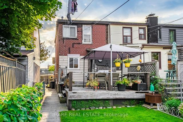 287 Sixth St, House attached with 3 bedrooms, 2 bathrooms and 1 parking in Toronto ON | Image 32