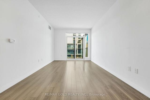 0312 - 55 Ann O'reilly Rd, Condo with 2 bedrooms, 2 bathrooms and 1 parking in Toronto ON | Image 5