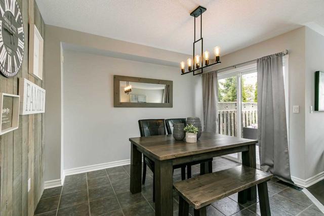 80 Bexley Cres, House attached with 3 bedrooms, 3 bathrooms and 3 parking in Whitby ON | Image 5