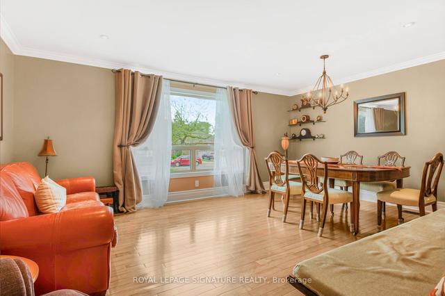 345 Lawson Rd, House detached with 3 bedrooms, 3 bathrooms and 6 parking in Toronto ON | Image 38