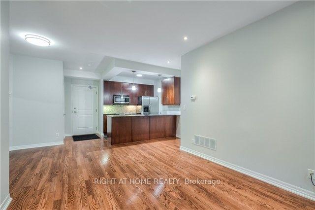 b14 - 245 Dalesford Rd, Condo with 2 bedrooms, 2 bathrooms and 1 parking in Toronto ON | Image 13