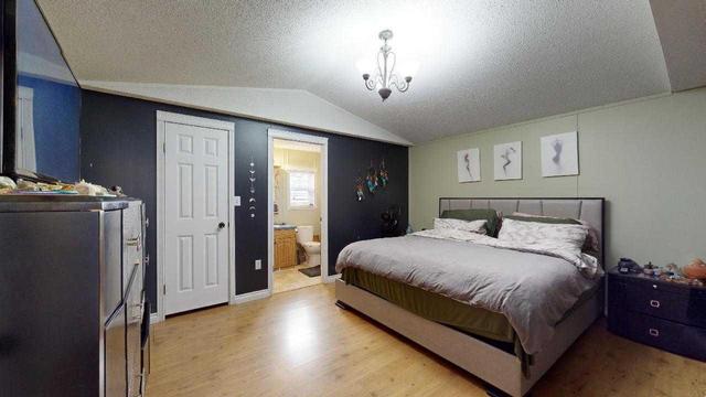 215 Grant Way, House detached with 3 bedrooms, 2 bathrooms and 4 parking in Wood Buffalo AB | Image 9