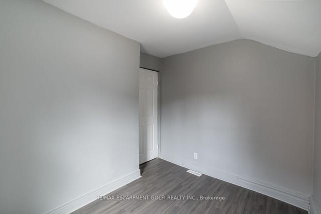 381 Herkimer St, House detached with 2 bedrooms, 1 bathrooms and 0 parking in Hamilton ON | Image 29