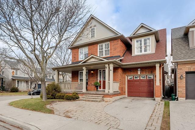 2215 Kenneth Cres, House detached with 3 bedrooms, 3 bathrooms and 3 parking in Burlington ON | Image 1