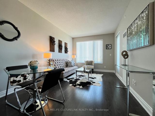901 - 325 South Park Rd, Condo with 1 bedrooms, 1 bathrooms and 1 parking in Markham ON | Image 2
