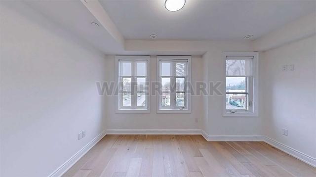 3879b Bloor St W, House attached with 3 bedrooms, 2 bathrooms and 2 parking in Toronto ON | Image 24