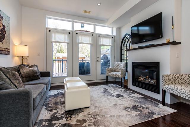 8 - 200 Annette St, Townhouse with 3 bedrooms, 3 bathrooms and 1 parking in Toronto ON | Image 24