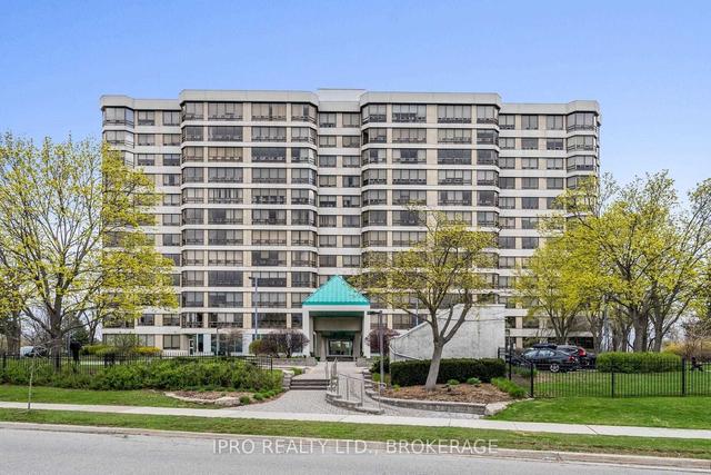 202 - 330 Mill St, Condo with 2 bedrooms, 2 bathrooms and 2 parking in Brampton ON | Image 1