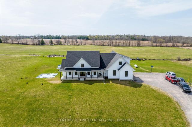 613 County Rd 8, House detached with 4 bedrooms, 4 bathrooms and 12 parking in Douro Dummer ON | Image 36