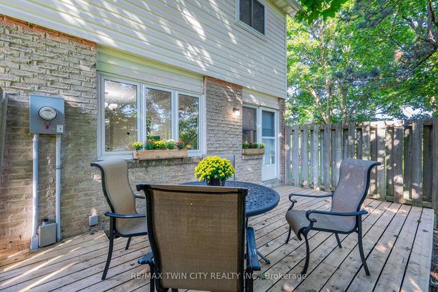 310 - 310e Bluevale St N, Townhouse with 3 bedrooms, 2 bathrooms and 4 parking in Waterloo ON | Image 21