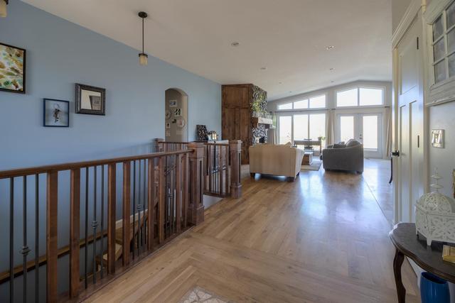 79-214083 Township Road 101, House detached with 6 bedrooms, 3 bathrooms and 6 parking in Lethbridge County AB | Image 2