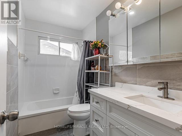 5 Benhur Cres, House detached with 3 bedrooms, 2 bathrooms and 3 parking in Toronto ON | Image 20