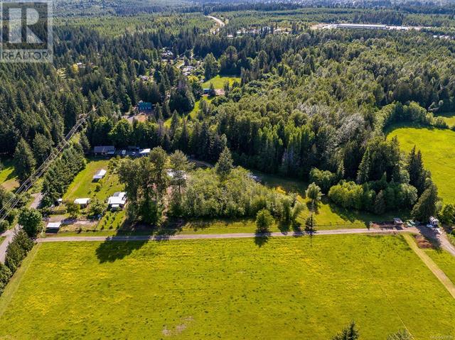 3326 Royston Rd, House detached with 5 bedrooms, 2 bathrooms and 10 parking in Comox Valley A BC | Image 58