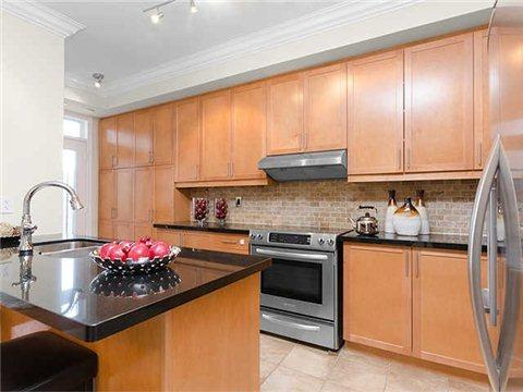 80 Littleriver Crt, House attached with 4 bedrooms, 4 bathrooms and 2 parking in Vaughan ON | Image 5