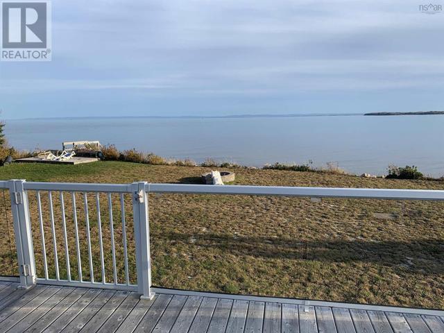 1826 Caribou Island Road, House detached with 3 bedrooms, 1 bathrooms and null parking in Pictou, Subd. A NS | Image 2