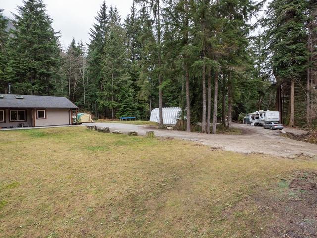2089 Port Mellon Highway, House detached with 2 bedrooms, 1 bathrooms and 6 parking in Sunshine Coast F BC | Image 15