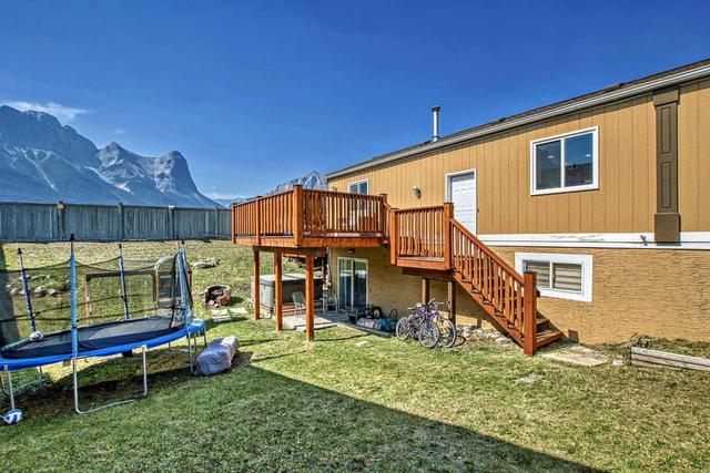 356 Grotto Road, House detached with 5 bedrooms, 3 bathrooms and 2 parking in Canmore AB | Image 47