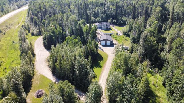 593038 Range Road 122, House detached with 4 bedrooms, 3 bathrooms and null parking in Woodlands County AB | Image 1