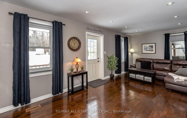 4c Ontario St, House detached with 2 bedrooms, 2 bathrooms and 6 parking in Brock ON | Image 4