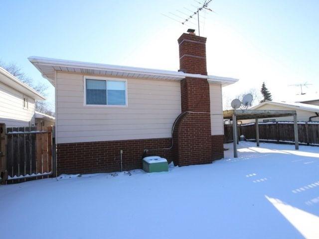 10354 Lonsdale Cres, House detached with 3 bedrooms, 2 bathrooms and 2 parking in Windsor ON | Image 15