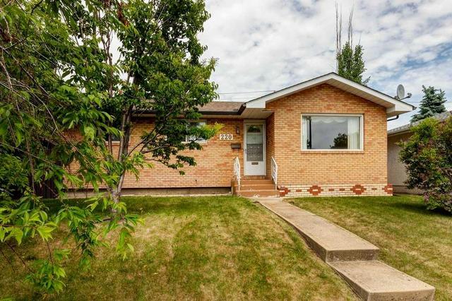 220 Travis Place Ne, House detached with 3 bedrooms, 1 bathrooms and 2 parking in Calgary AB | Image 31