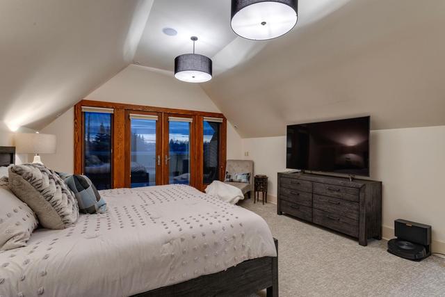 27 Rosery Place Nw, House detached with 5 bedrooms, 5 bathrooms and 6 parking in Calgary AB | Image 24