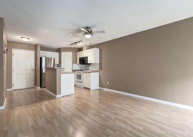305 - 280 Shawville Way Se, Condo with 2 bedrooms, 2 bathrooms and 1 parking in Calgary AB | Image 5