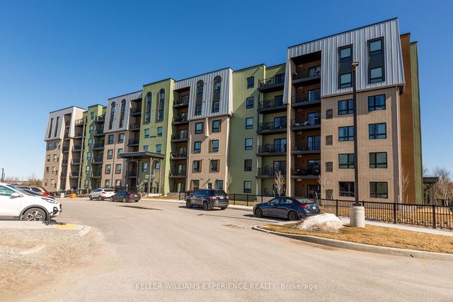 208 - 5 Chef Lane, Condo with 1 bedrooms, 1 bathrooms and 2 parking in Barrie ON | Image 1