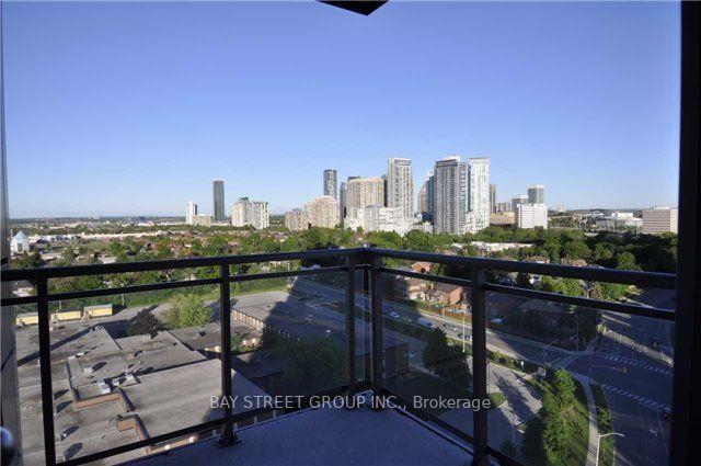 1806 - 3525 Kariya Dr, Condo with 1 bedrooms, 1 bathrooms and 1 parking in Mississauga ON | Image 2