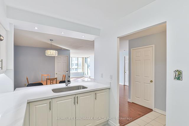 523 - 25 Austin Dr, Condo with 2 bedrooms, 2 bathrooms and 2 parking in Markham ON | Image 3