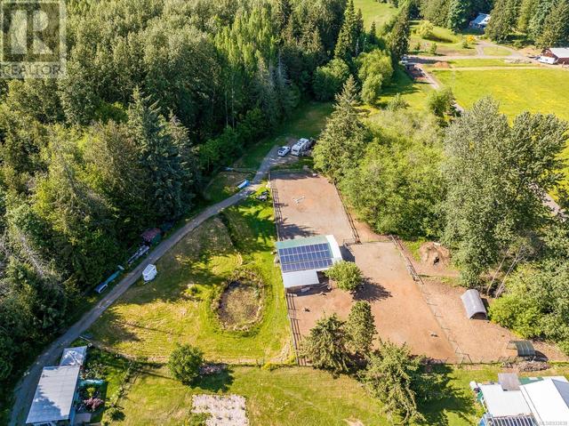 3326 Royston Rd, House detached with 5 bedrooms, 2 bathrooms and 10 parking in Comox Valley A BC | Image 72