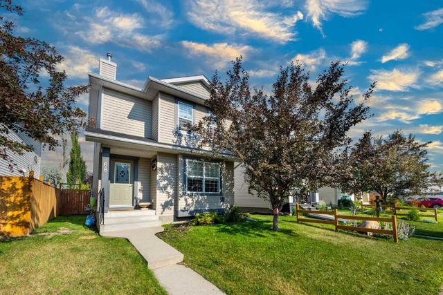 68 Bridleridge Gardens Sw, House detached with 4 bedrooms, 1 bathrooms and 2 parking in Calgary AB | Image 2