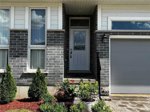 19 Sutherland Cres, House detached with 2 bedrooms, 2 bathrooms and 6 parking in Ingersoll ON | Image 23