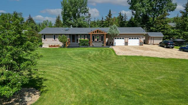 170 28319 Twp Rd 384, House detached with 5 bedrooms, 3 bathrooms and 2 parking in Red Deer County AB | Image 2