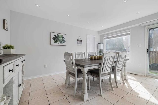 142 Laurelhurst Cres, House attached with 3 bedrooms, 4 bathrooms and 4 parking in Vaughan ON | Image 27