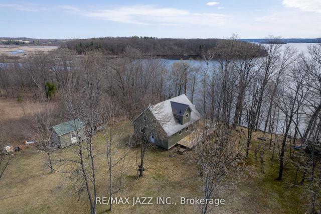 122 Cow Island, House detached with 3 bedrooms, 2 bathrooms and 1 parking in Otonabee South Monaghan ON | Image 36